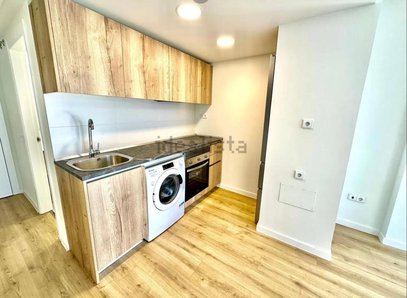 Estudios Homer Y Disney Con Piscina Climatizada, Piscina Exterior,Gimnasio, Coworking, Padel,Netflix Y Wifi Gratis San Sebastian de los Reyes Exterior photo