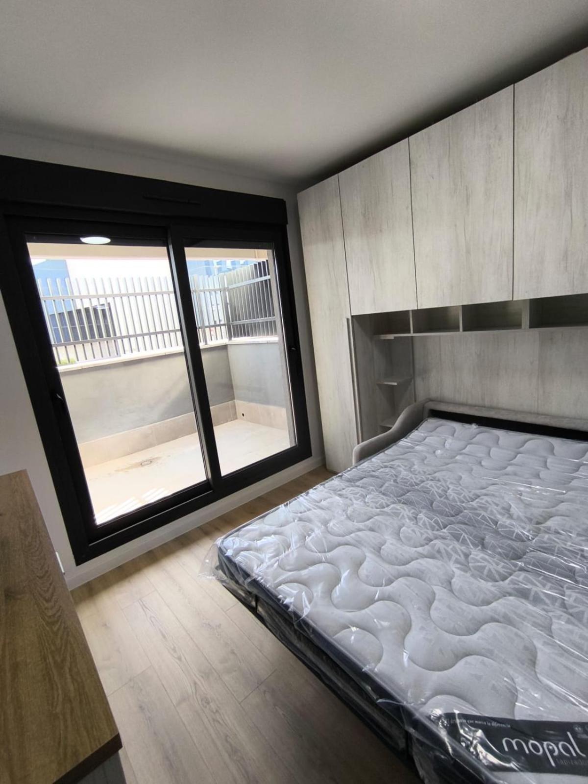 Estudios Homer Y Disney Con Piscina Climatizada, Piscina Exterior,Gimnasio, Coworking, Padel,Netflix Y Wifi Gratis San Sebastian de los Reyes Exterior photo